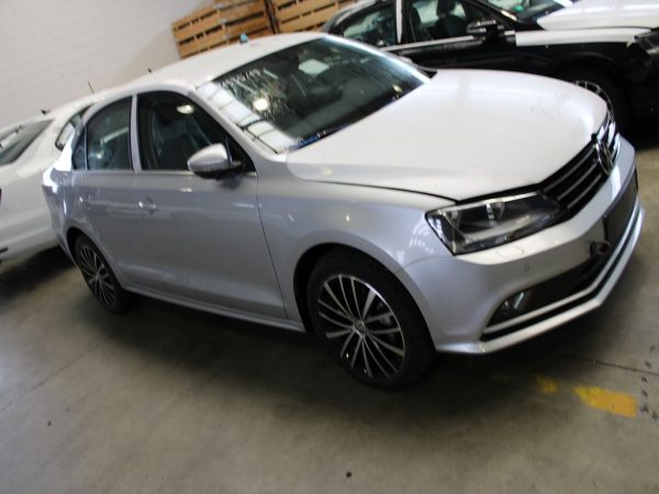 Dezmembrari VW Jetta 2.0 tdi CUUA din 2016 cutie DSG la 0 km - Dezmembrari Auto - imagine 6