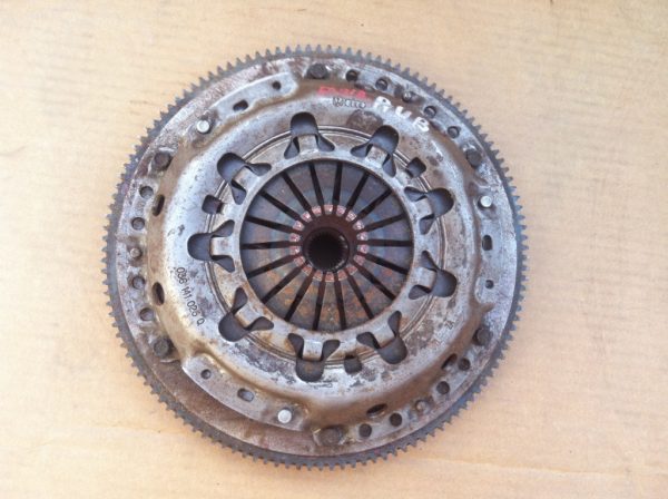Kit ambreiaj Skoda Fabia 1.4 cod 036141025Q 036 141 025 Q - Dezmembrari Auto