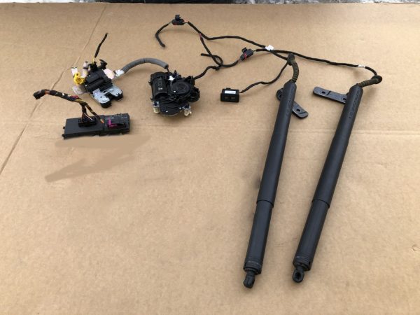 Kit haion electric Audi A5 F5 din 2018 - Dezmembrari Auto