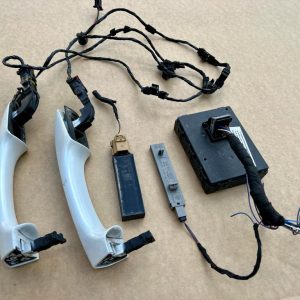 Kit keyless VW Tiguan 2 cu 2 manere kessy din 2017 - Dezmembrari Auto