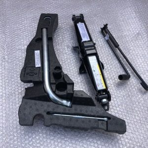 Kit roata de rezerva VW Golf 7 hatckback 2018 5Q0 011 031 E 5Q0011031E - Dezmembrari Auto
