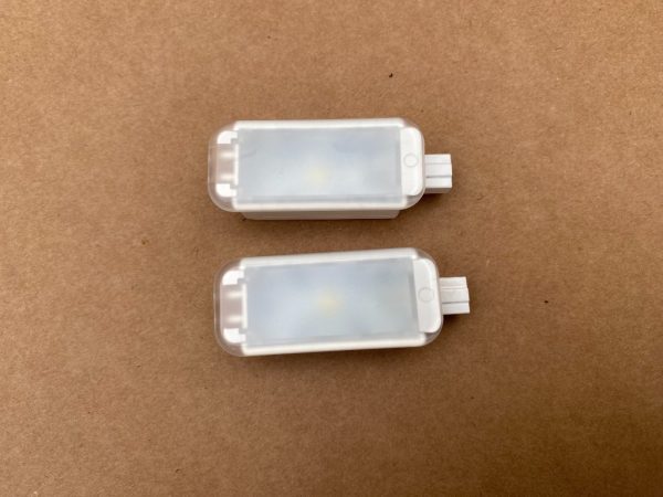 Lampa lampi interior VW ID4 ID.4 2023 760947409B 760 947 409 B la 0 km - Dezmembrari Auto