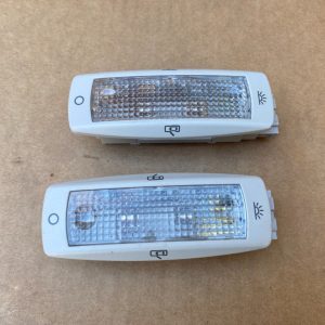 Lampa plafon VW Passat B7 5N0947291A 5N0 947 291 A - Dezmembrari Auto