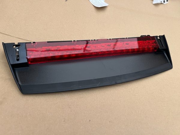 Lampa stop 4G5945097 4G5 945 097 Audi A6 C7 limuzina la 0 km - Dezmembrari Auto