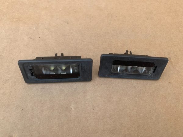 Lampi numar LED VW Jetta 2017 3AF943021A 3AF 943 021 A la 0 km - Dezmembrari Auto