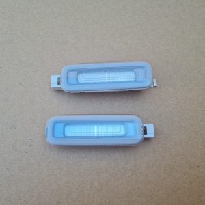 Lampi parasolare Audi Q8 2019 4M0947105 4M0 947 105 - Dezmembrari Auto