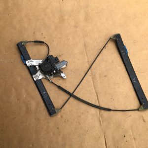 Macara electrica cu motora geam stanga fata Audi A4 B5 - Dezmembrari Auto