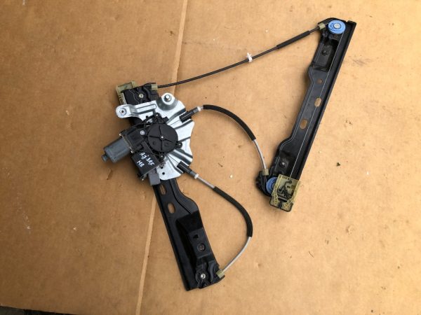 Macara electrica cu motoras dreapta fata Opel Astra J - Dezmembrari Auto