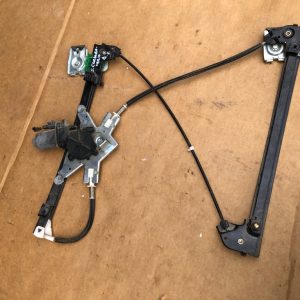 Macara electrica cu motoras dreapta fata Seat Cordoba 2001 - Dezmembrari Auto