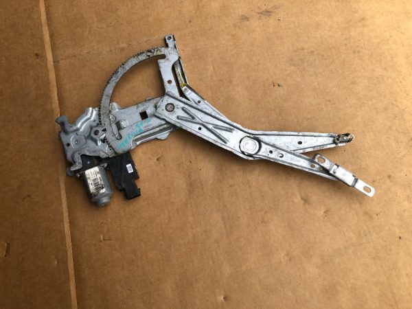 Macara electrica cu motoras geam stanga fata Opel Meriva - Dezmembrari Auto
