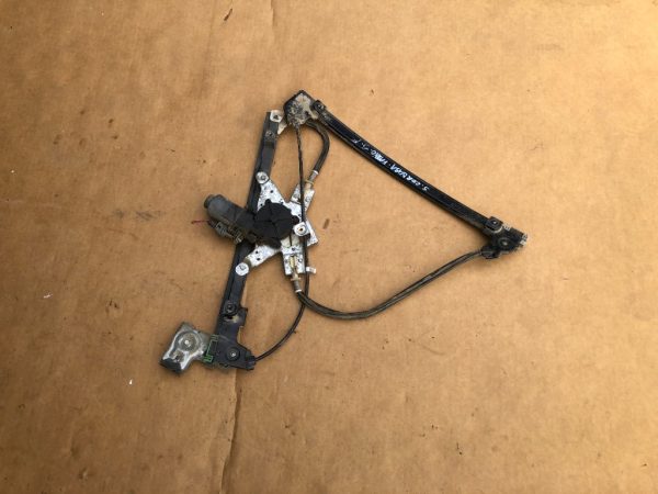 Macara electrica cu motoras geam stanga fata Seat Cordoba 2001 - Dezmembrari Auto