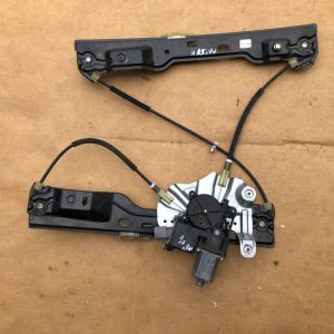 Macara electrica cu motoras stanga fata Opel Astra J - Dezmembrari Auto