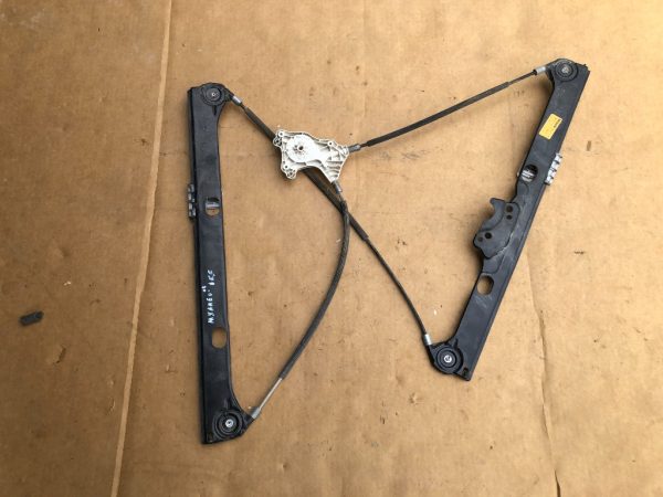 Macara electrica geam dreapta fata Mercedes Vaneo 2002 - Dezmembrari Auto