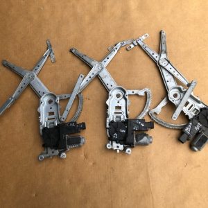 Macara geam cu motoras stanga fata Opel Corsa C 2 usi - Dezmembrari Auto