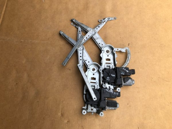 Macara geam dreapta fata Opel Corsa C - Dezmembrari Auto