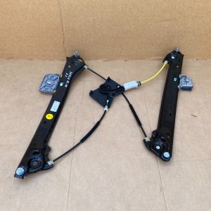 Macara geam dreapta fata VW Arteon 3G8837462A 3G8 837 462 A - Dezmembrari Auto