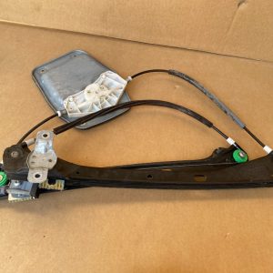 Macara geam dreapta fata VW Golf 5 combi - Dezmembrari Auto