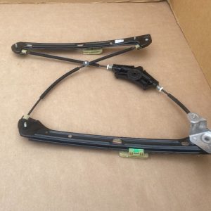Macara geam dreapta fata VW Golf 7 5G4837462H 5G4 837 462 H la 0 km - Dezmembrari Auto