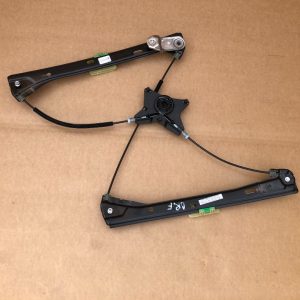 Macara geam dreapta fata VW Passat B8 3G0837462C 3G0 837 462 C - Dezmembrari Auto