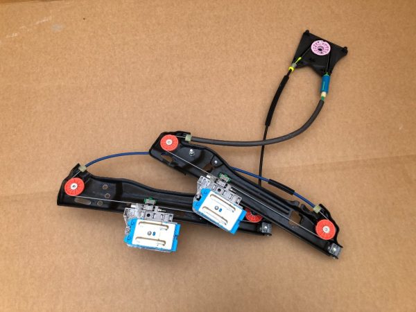 Macara geam dreapta spate Audi A5 F5 2018 8W8839462 8W8 839 462 - Dezmembrari Auto