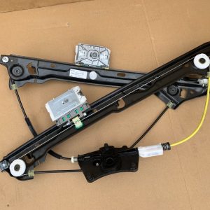 Macara geam dreapta spate Audi Q8 2019 4M8839462 4M8 839 462 - Dezmembrari Auto