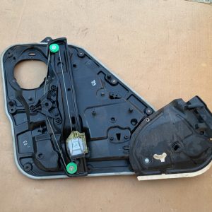 Macara geam electric dreapta spate Mercedes A-Class w176 2015 - Dezmembrari Auto