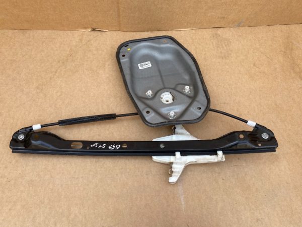 Macara geam electric stanga spate VW Golf 5 plus 1K4839461A 1K4 839 461 A - Dezmembrari Auto