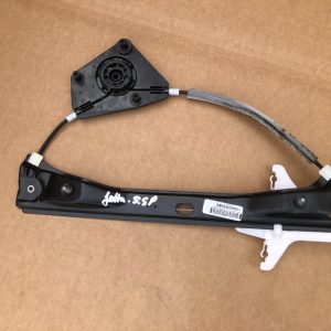 Macara geam electric stanga spate VW Jetta 2017 5C6839461D 5C6 839 461 D - Dezmembrari Auto