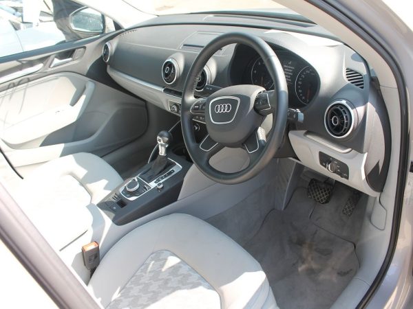 Macara geam stanga spate Audi A3 8V 2016 limuzina / sedan 2.0 tdi DEJ - Dezmembrari Auto