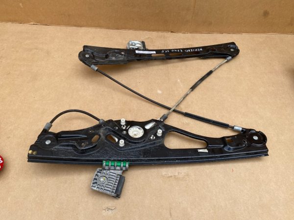 Macara geam stanga fata Mercedes E Class W211 2003 A2117200146 - Dezmembrari Auto