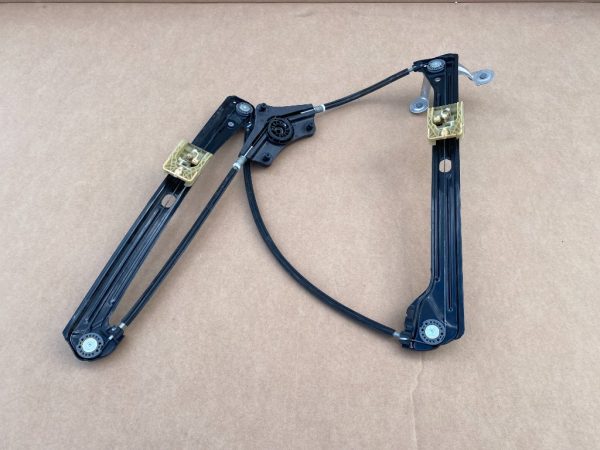 Macara geam stanga fata VW Golf 7 5G4837461G 5G4 837 461 G - Dezmembrari Auto