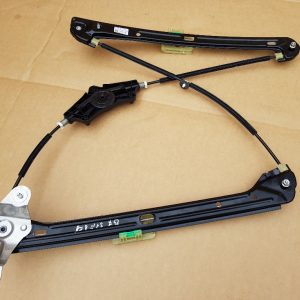 Macara geam stanga fata VW Golf 7 5G4837461H 5G4 837 461 H - Dezmembrari Auto
