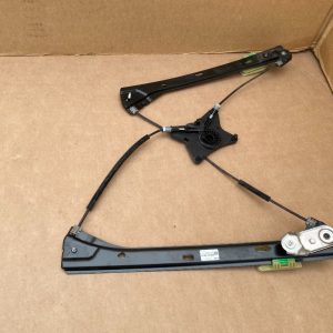 Macara geam stanga fata VW Passat B8 3G0837461B 3G0 837 461 B - Dezmembrari Auto