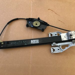 Macara geam stanga spate Audi A4 B8 2013 8K0839461A 8K0 839 461 A - Dezmembrari Auto