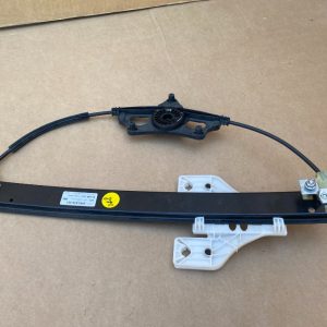 Macara geam stanga spate Audi A4 B9 8W0839461 8W0 839 461 - Dezmembrari Auto