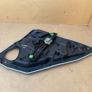 Macara geam stanga spate Mercedes B Class W246 - Dezmembrari Auto