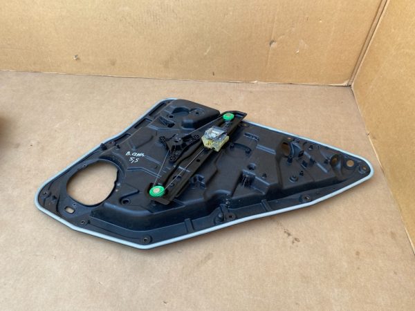 Macara geam stanga spate Mercedes B Class W246 - Dezmembrari Auto