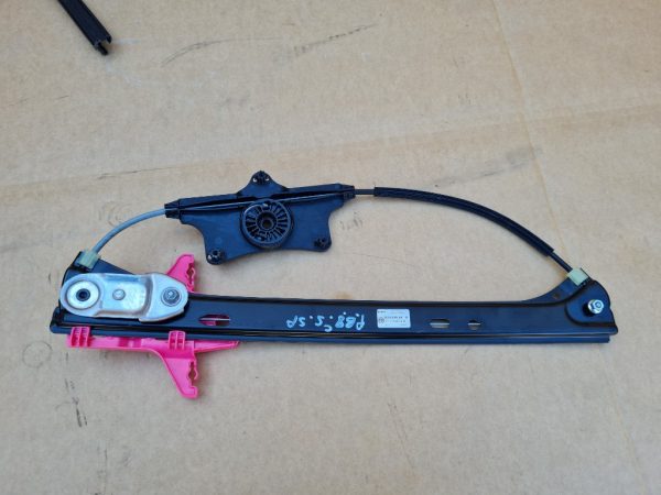 Macara geam stanga spate VW Passat B8 3G9839461B 3G9 839 461 B - Dezmembrari Auto