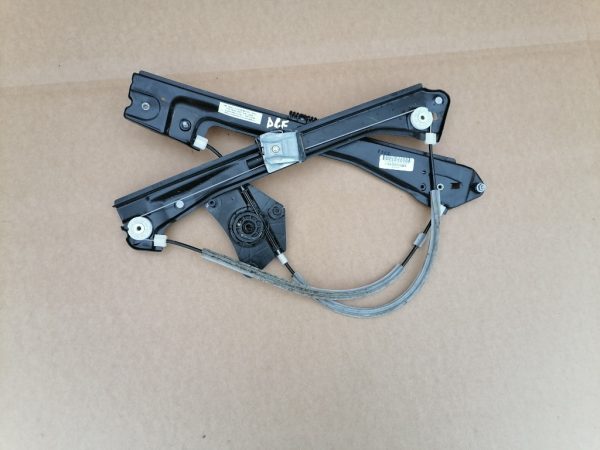 Macara geam usa dreapta fata VW Jetta 2016 5C6837462K 5C6 837 462 K - Dezmembrari Auto