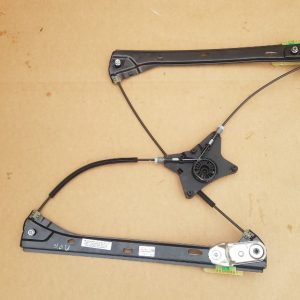 Macara geam usa stanga fata VW Passat B8 3G0837461C 3G0 837 461 C - Dezmembrari Auto