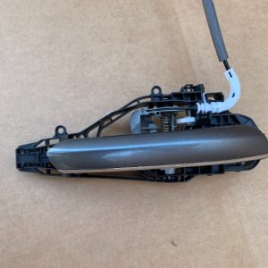 Maner complet usa dreapta spate keyless entry BMW G11 G12 M 760 LXiA seria 7 din 2017 - Dezmembrari Auto