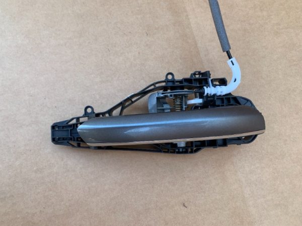 Maner complet usa dreapta spate keyless entry BMW G11 G12 M 760 LXiA seria 7 din 2017 - Dezmembrari Auto
