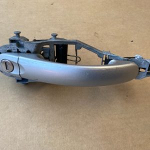 Maner complet usa stanga fata VW Golf 5 plus - Dezmembrari Auto