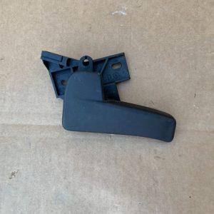 Maner deschidere capota VW Jetta 2017 5C1823533 5C1 823 533 - Dezmembrari Auto