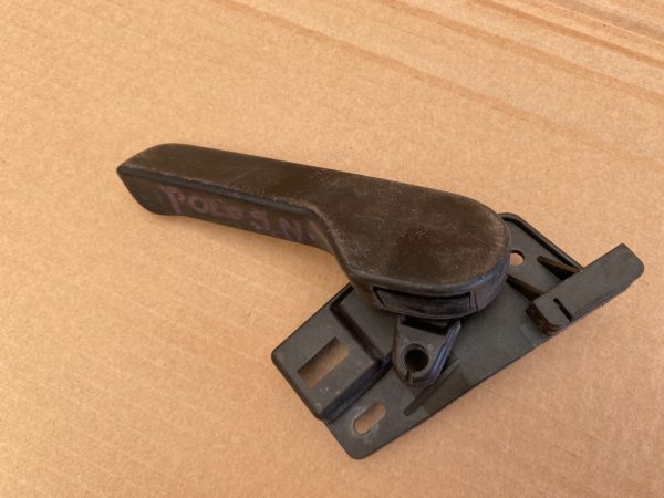 Maner deschidere capota VW Polo 9N 1J1823033 1J1 823 033 1J1823533C 1J1 823 533 C - Dezmembrari Auto