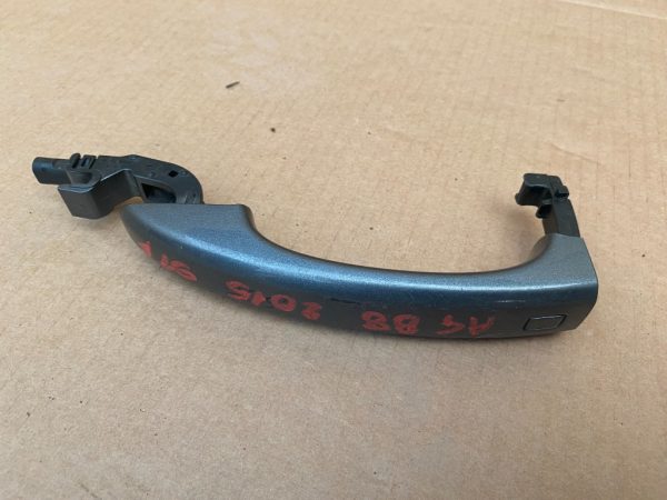 Maner keyless entry stanga fata Audi A4 B8 8T0837205A 8T0 837 205 A - Dezmembrari Auto