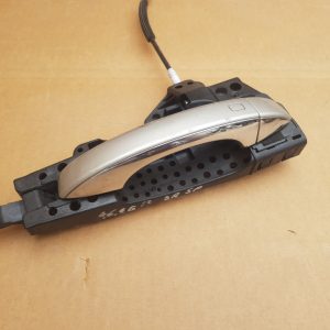 Maner usa cromat dreapta spate kessy keyless entry Audi A6 C7 4G - Dezmembrari Auto