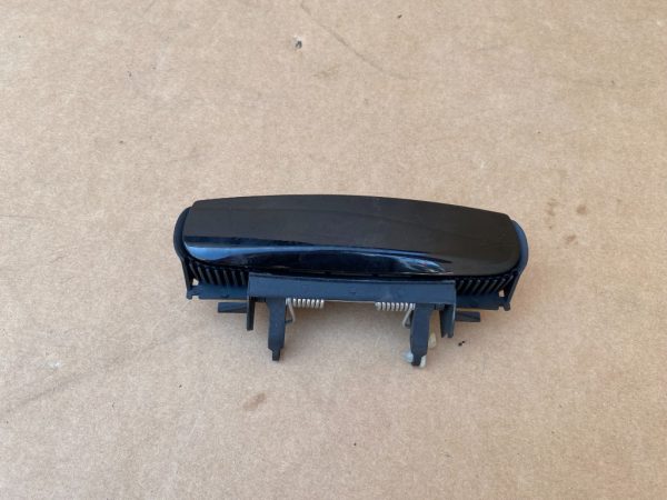 Maner usa dreapta Audi A3 8P 4B0839885 4B0 839 885 - Dezmembrari Auto