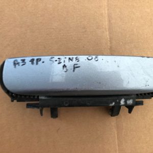 Maner usa dreapta fata Audi A3 8P 2007 - Dezmembrari Auto