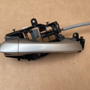 Maner usa stanga fata complet VW Passat B8 517837811D 517 837 811 D - Dezmembrari Auto